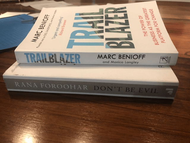 2 Books, 1 book has the title Trail Blazer from Marc Benioff. The second book has the title Don´t be evil from Rana Foroohar